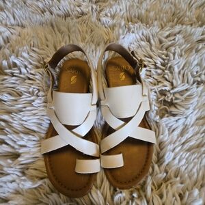 Franco Sarto White and Brown Sandals Minimalist Design